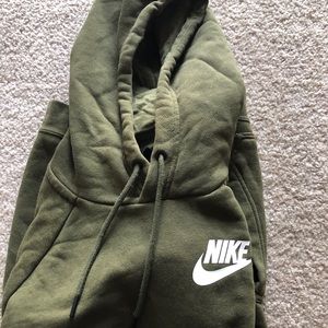 Green Nike long sleeve hoodie